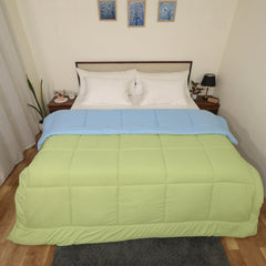 Luxurious Down Alternative Reversible Comforter | All-Season Warmth 1 PC Reversible Comforter Set | 100% Microfiber Cover | Down Fiber Duvet Insert | Sage/Light Blue