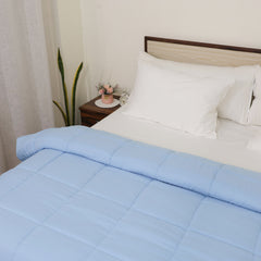 Luxurious Giza Egyptian Cotton Down Alternative AC Comforter | All-Season Soft Duvet Insert | Lightweight Warmth (Light Blue)